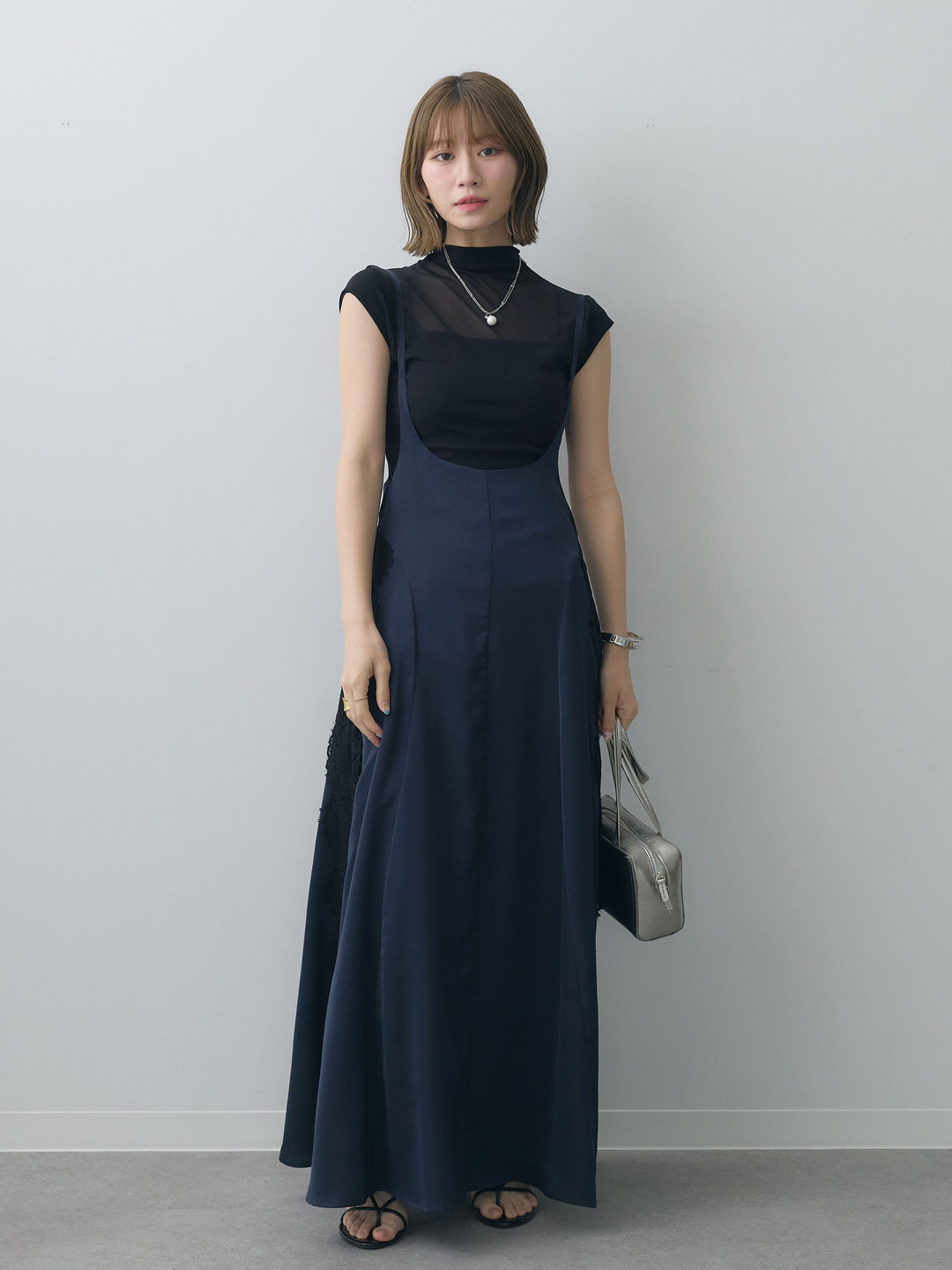 [予約]プチネック透かしリブ編みノースリトップス/black