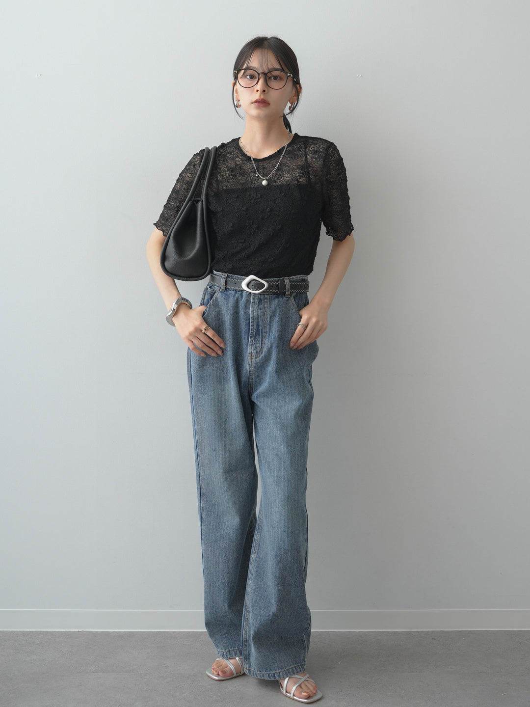 [予約]フラワーモチーフレーストップス/black