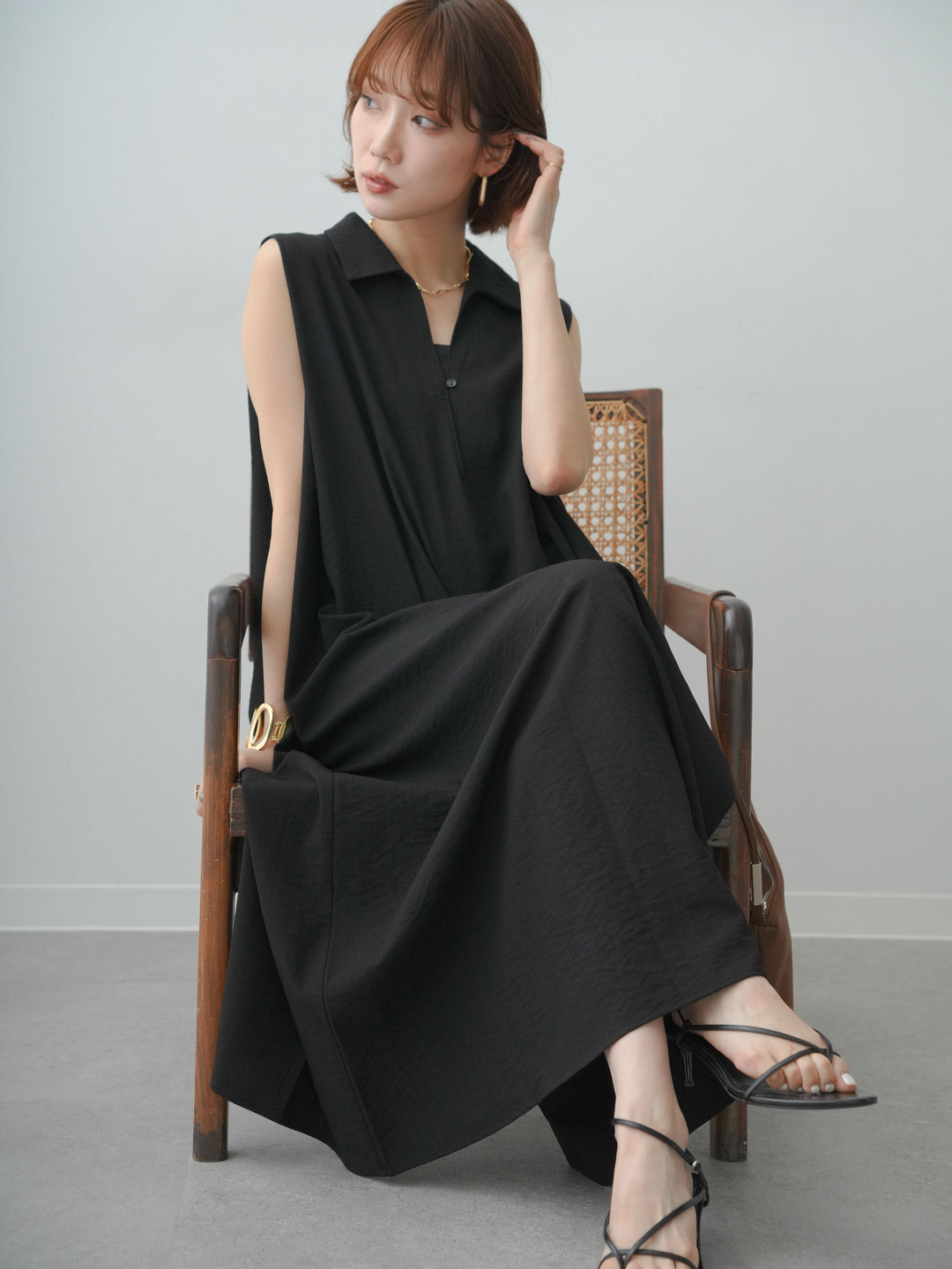 [予約]リネンライクスキッパーショルダータックワンピース/black