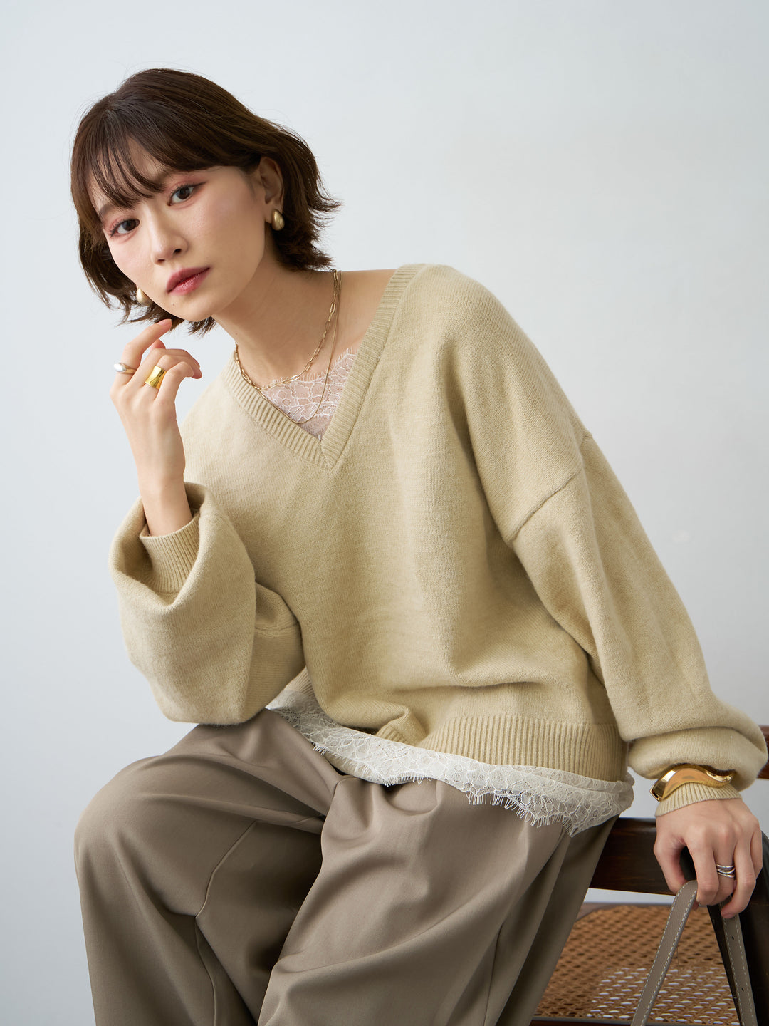 [SET]アルパカタッチレースドッキングVネックニットトップス+アルパカタッチレースドッキングVネックニットトップス(2set)