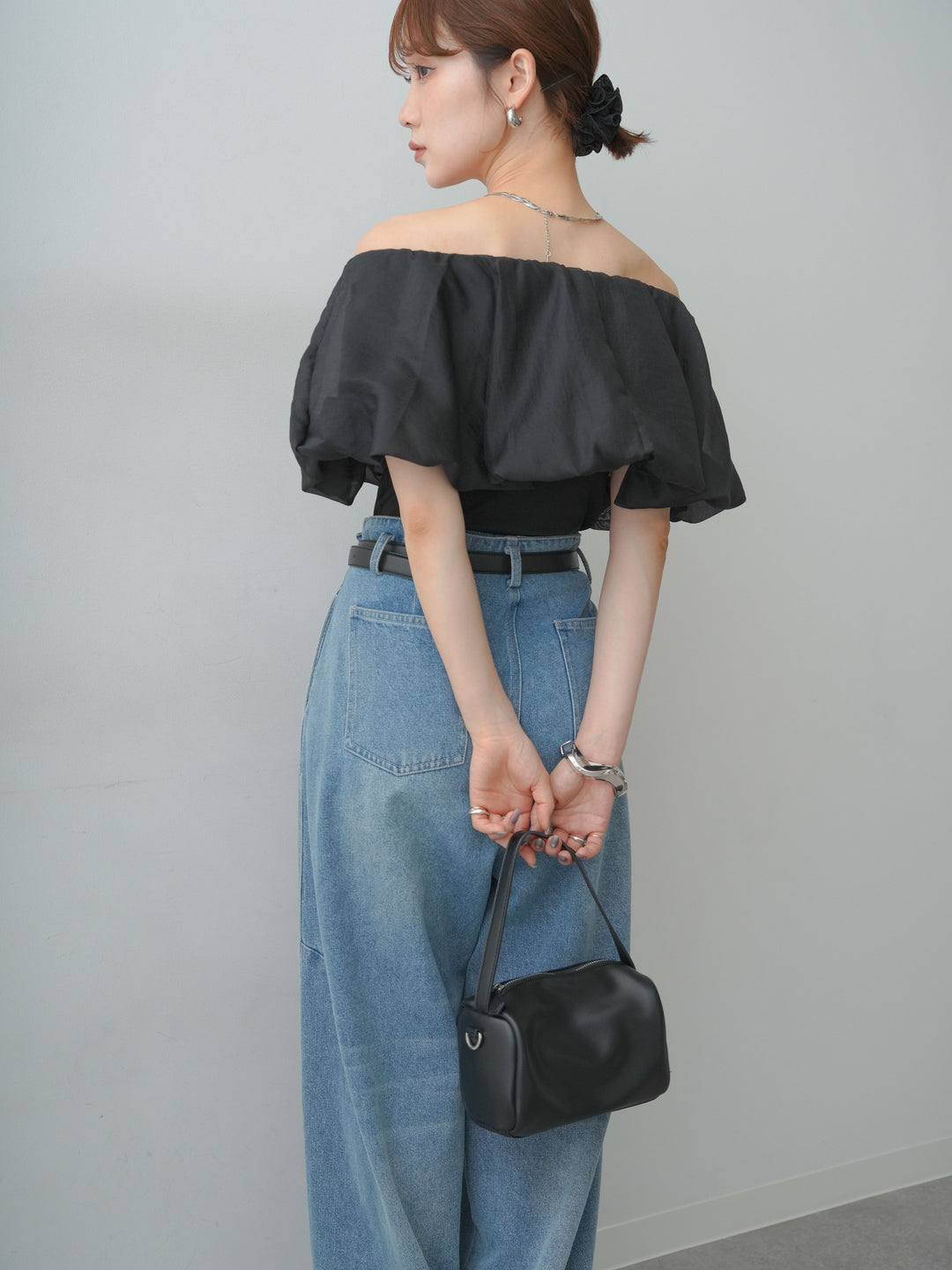 [予約]オーガンジードッキングオフショルトップス/black