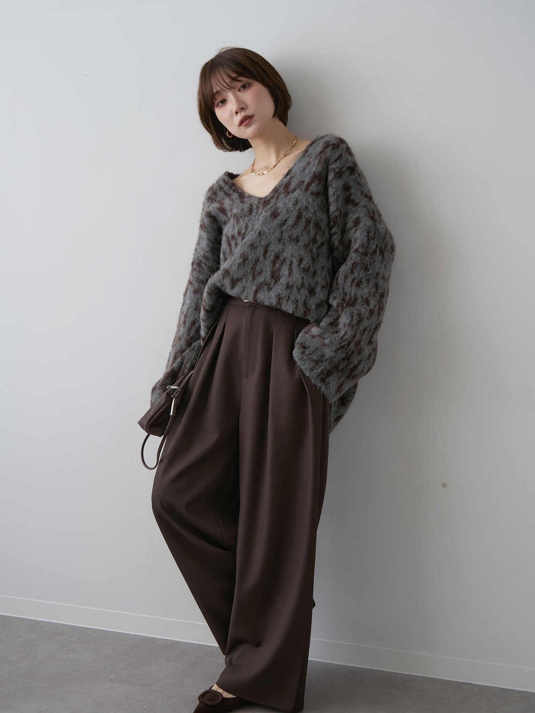 [SET]レオパードVネックシャギーニットトップス+ツイルタックワイドパンツ(2set)