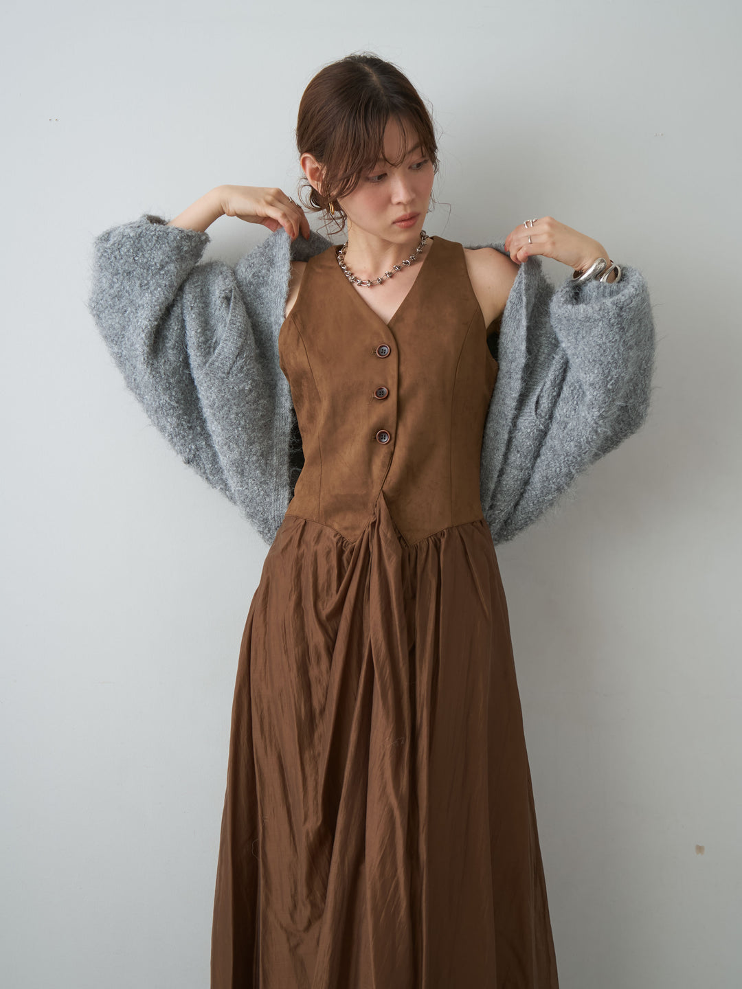[予約]スウェードタッチ切り替えフレアワンピース/brown