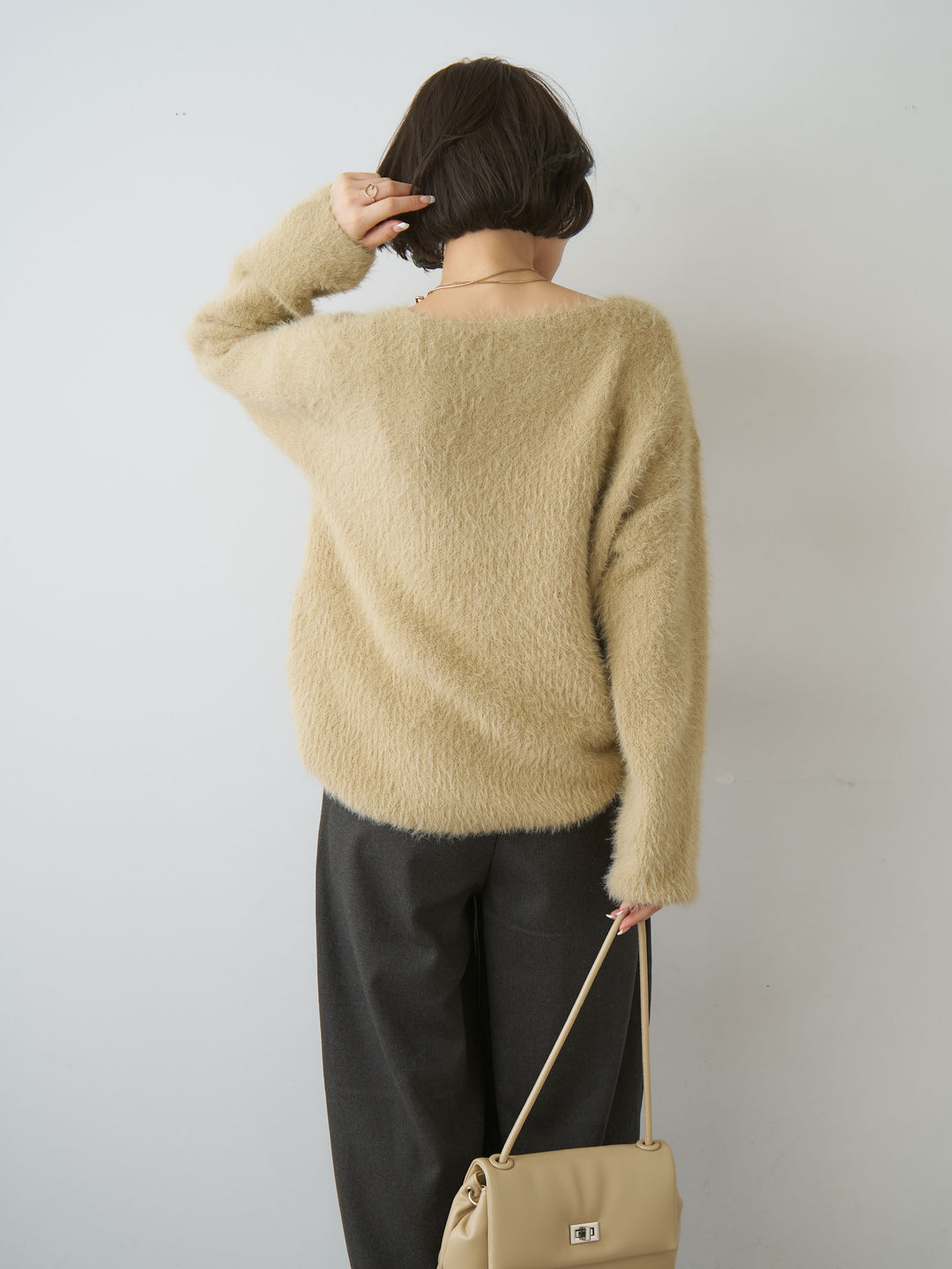 [予約]シャギーVネックニットトップス/beige