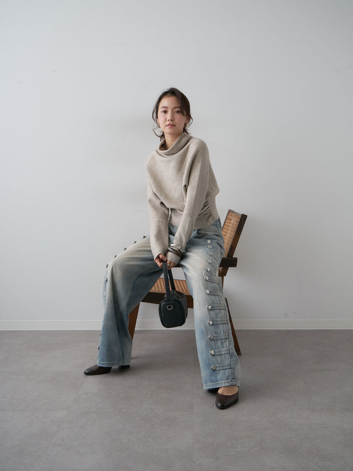 [予約]ハイネックサイドボタンギャザーニットトップス/beige