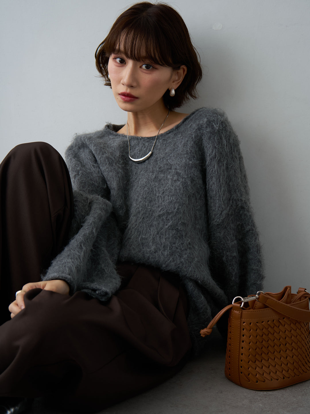 [予約]ボートネックシャギーオーバーニットトップス/darkgray