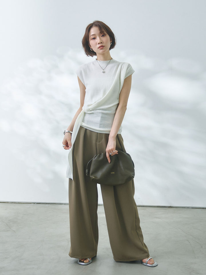 [予約]サイドベルトボトルネックノースリーブニットトップス/white