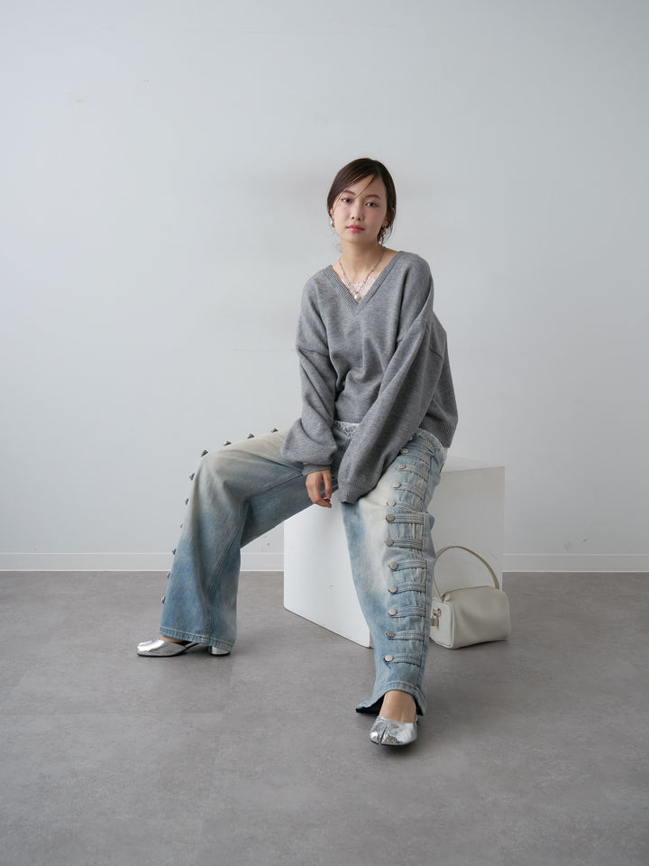 【預購】羊駝毛觸感蕾絲拼接V領針織上衣 / mokugray