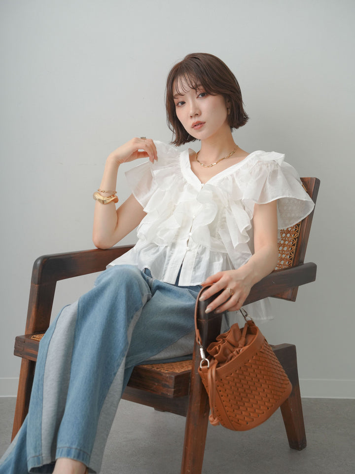 [予約]シアーフリルティアードVネックブラウス/offwhite