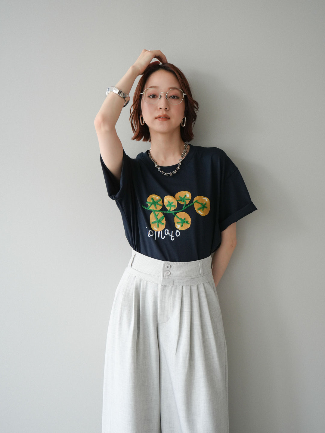 [予約]トマト刺繍TEE/navy