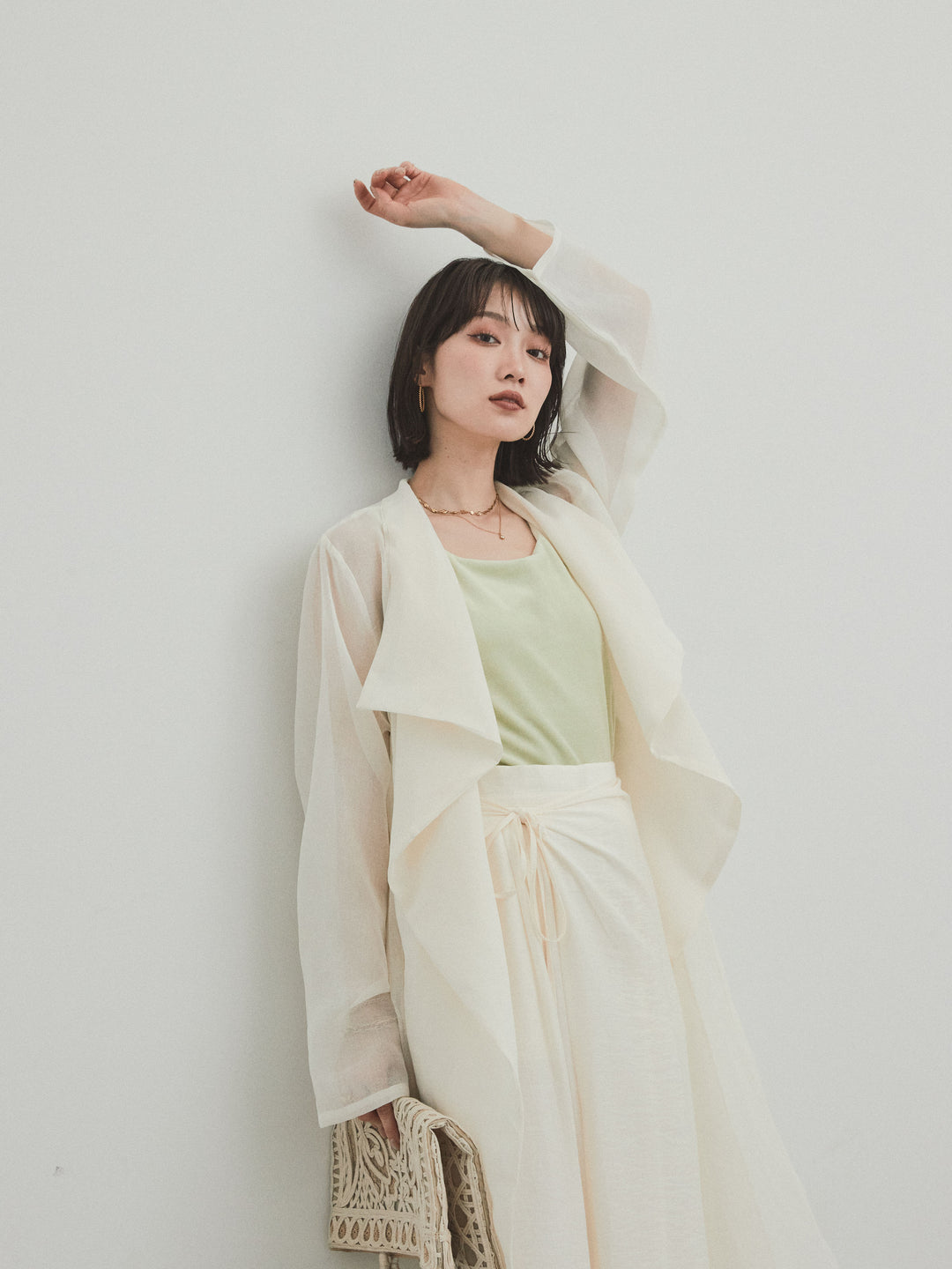 [SET]スクエアベロアタンクトップ+ワッシャーサテンレイヤードスカートパンツ+シアーロングジャケット(3set)