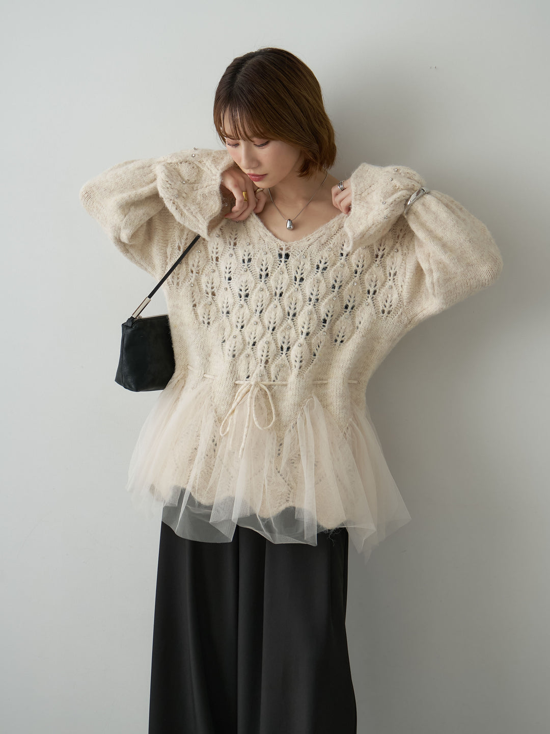 [予約]ラインストーンチュールヘムニットトップス/beige
