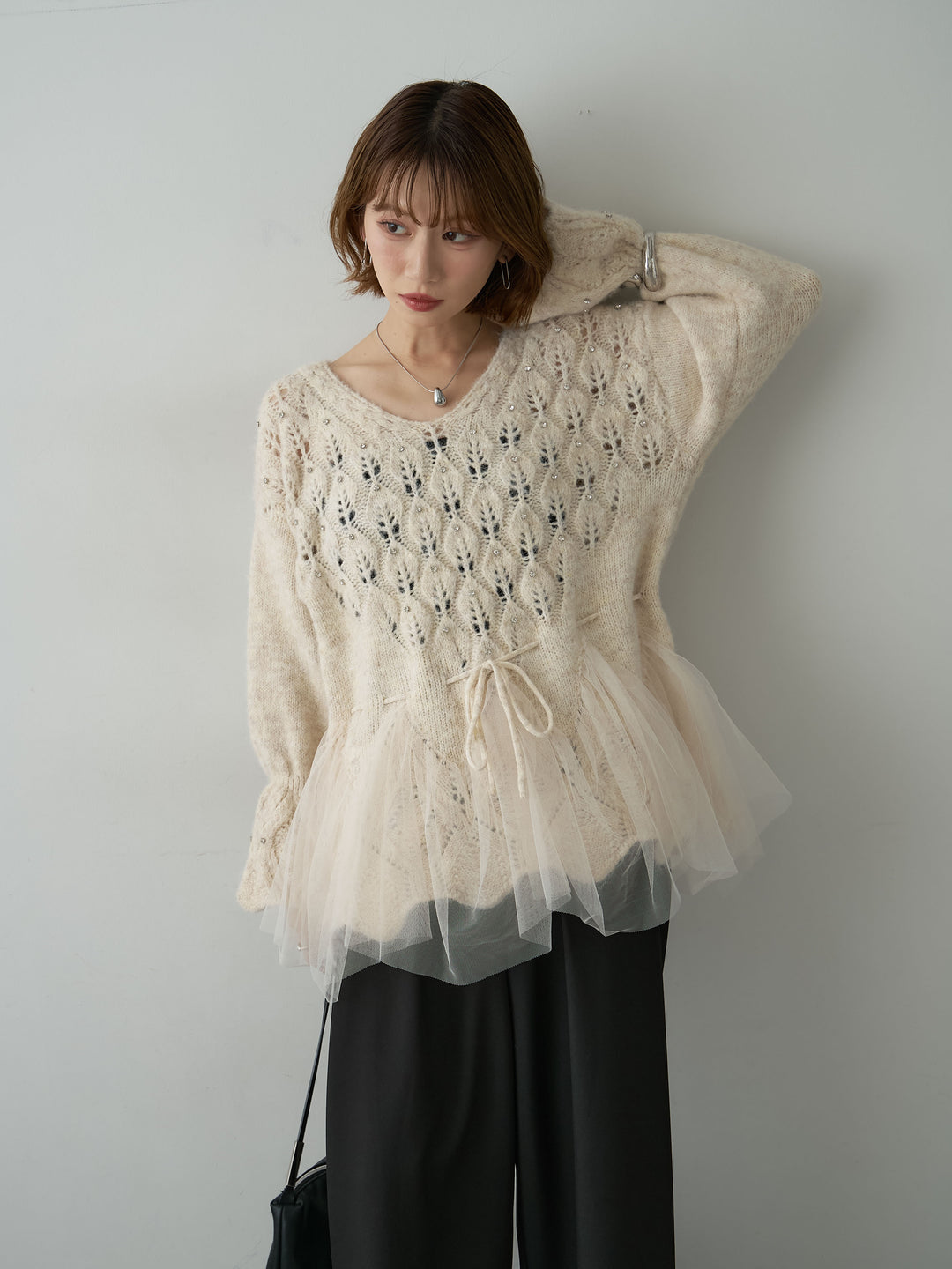 [予約]ラインストーンチュールヘムニットトップス/beige