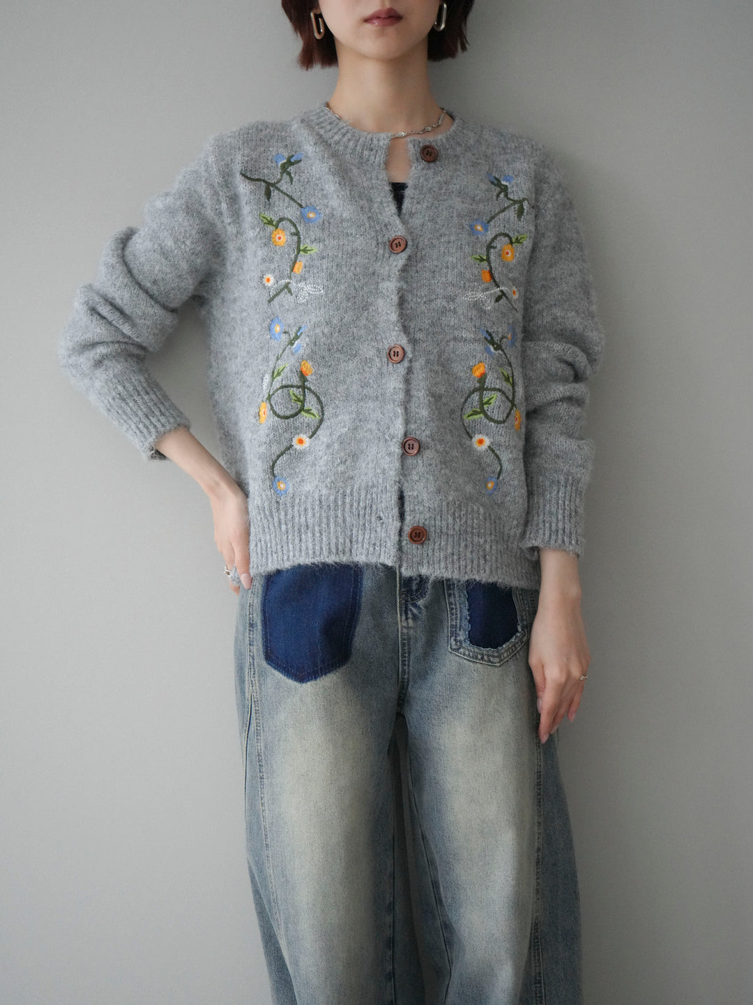 [予約]フラワー刺繍ニットカーディガン/gray