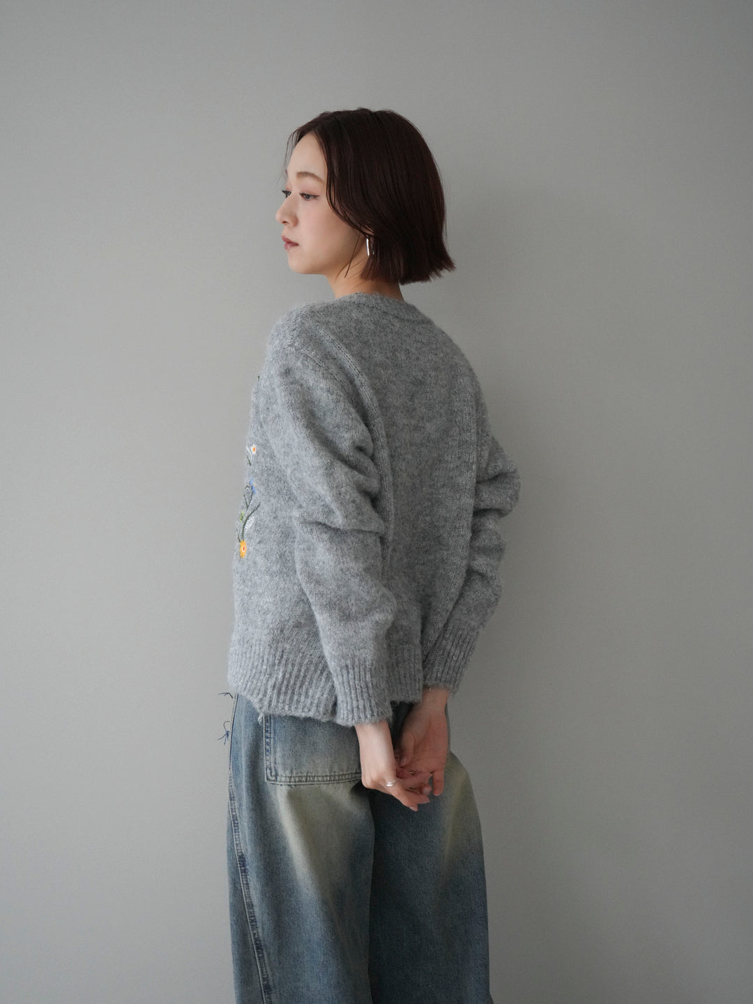 [予約]フラワー刺繍ニットカーディガン/gray