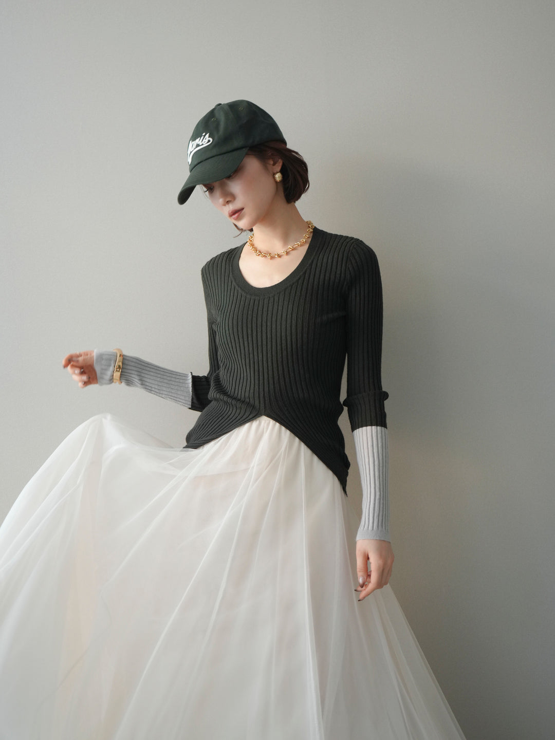[予約]袖配色ランダムリブフロントスリットニットトップス/green