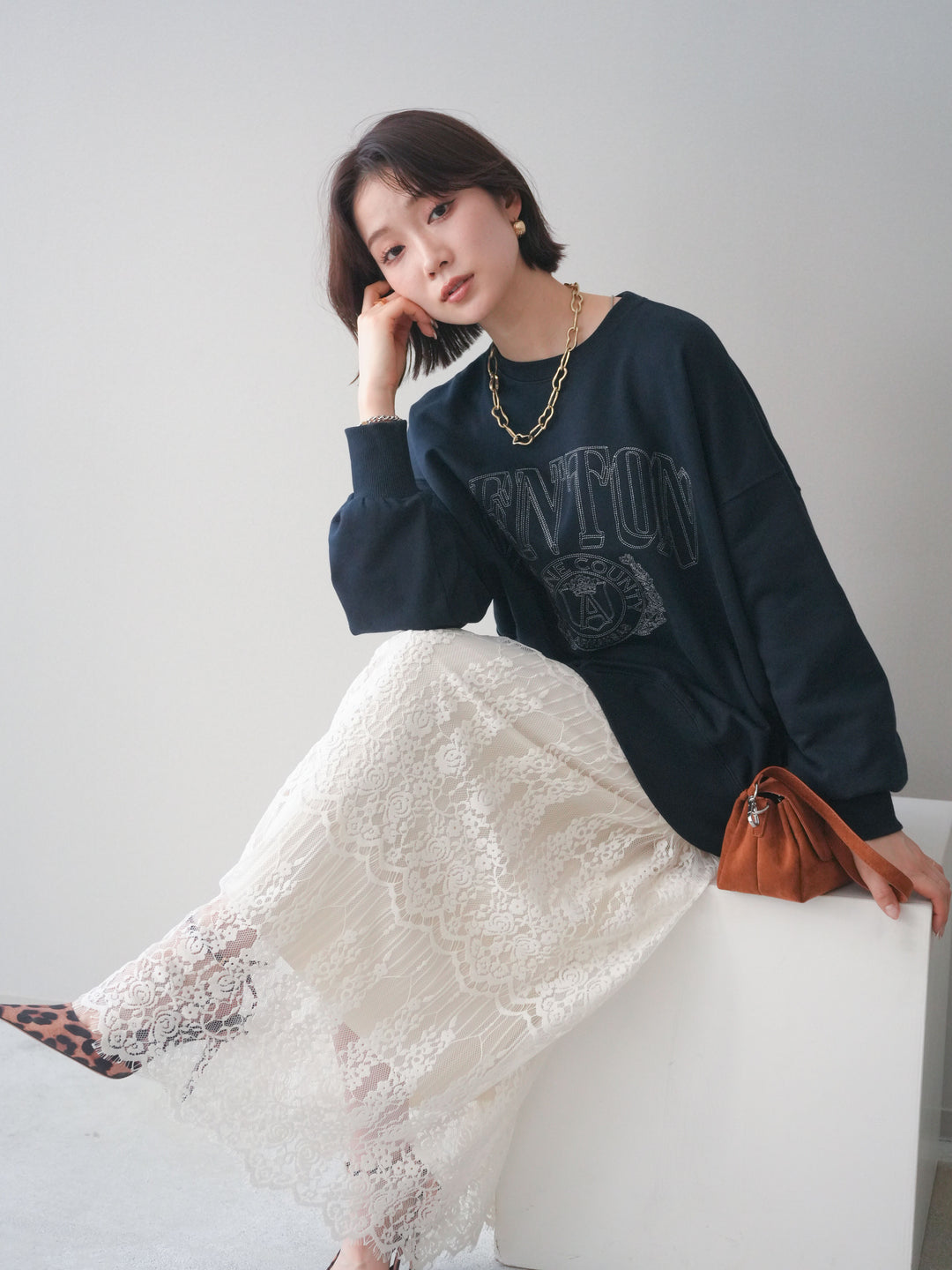 [予約]カレッジロゴ刺繍BIGスウェットプルオーバー/navy