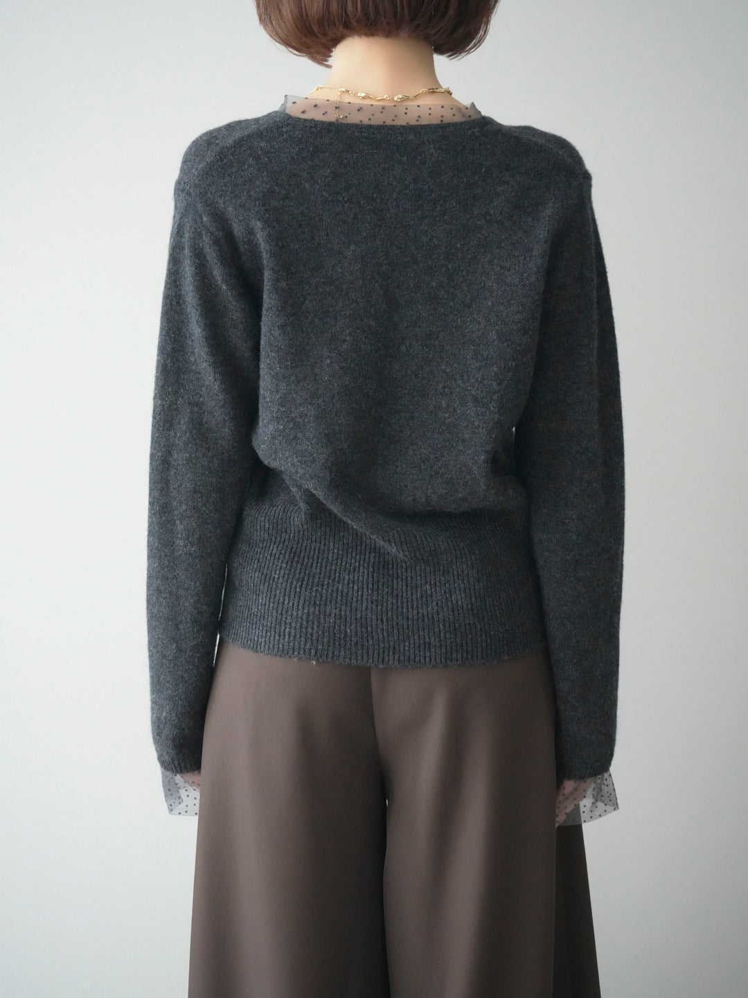 [予約]ドットチュールレイヤードボタンニットトップス/darkgray