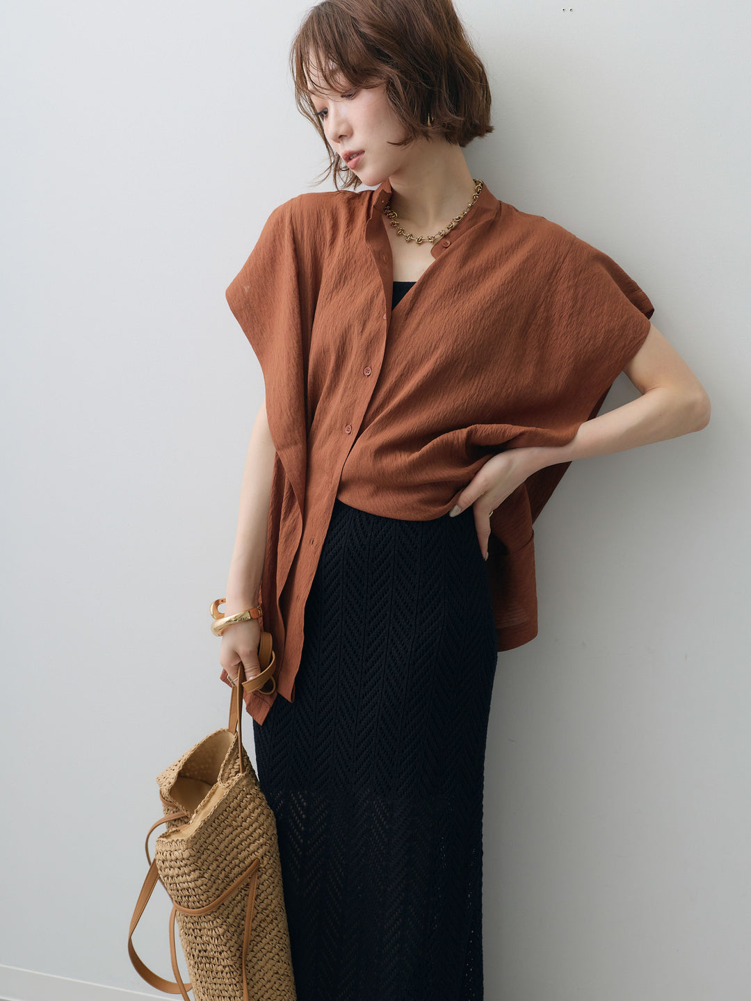 [予約]スクエアショルダーノースリワッシャーブラウス/brown