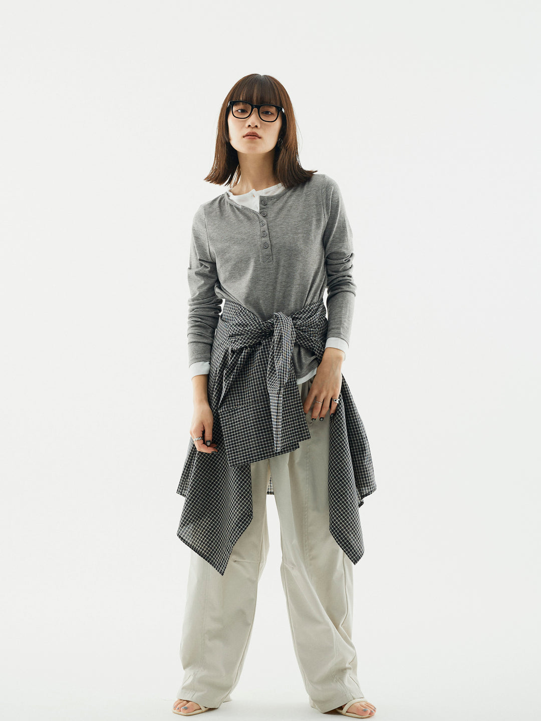 【Allure】[SET]配色レイヤードヘンリーネックトップス+タフタワイドカーブパンツ+チェックBIGカフスオーバーシャツ(3set)