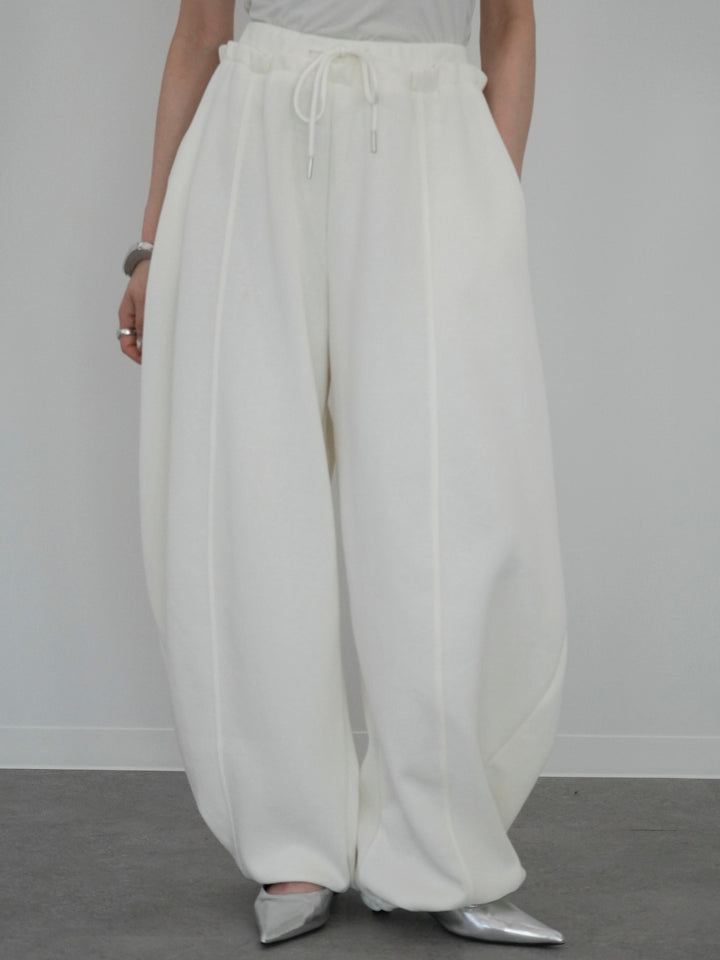 [予約]ダブルウエストドロストヘムスウェットパンツ/white
