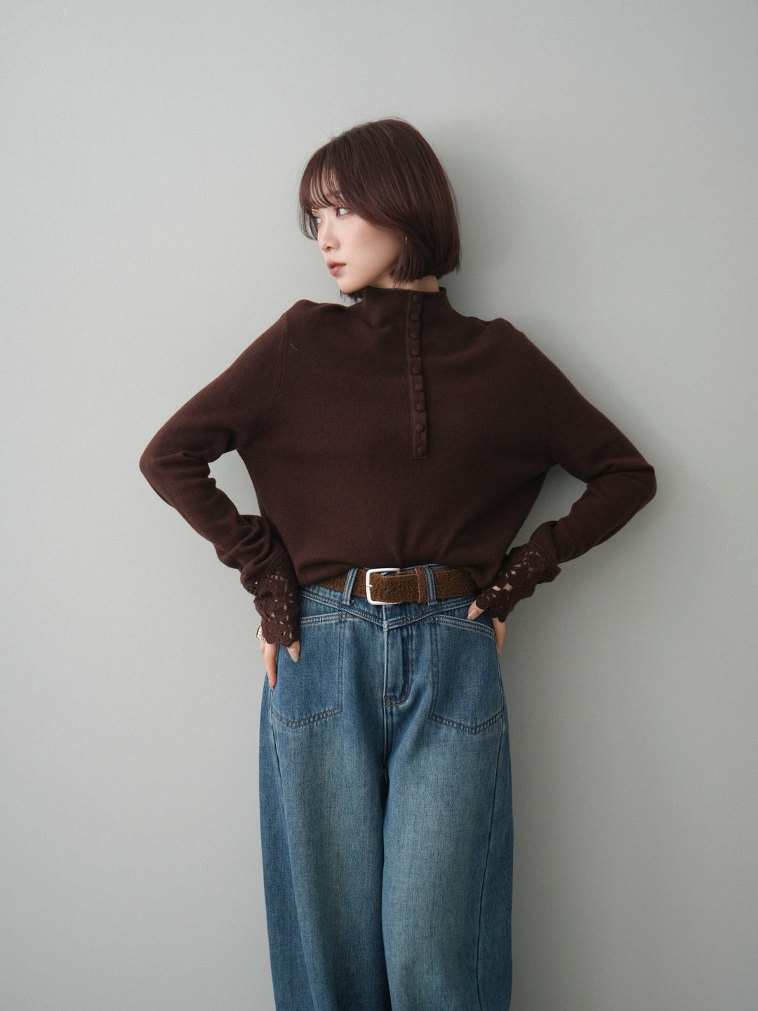 [予約]袖スカラップレースフロントボタンウールニットトップス/brown