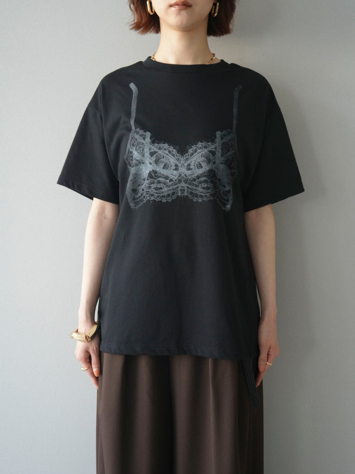 [予約]レースモチーフプリントTEE/black