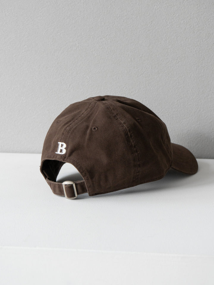 [予約]Bロゴ刺繍CAP/ブラウン