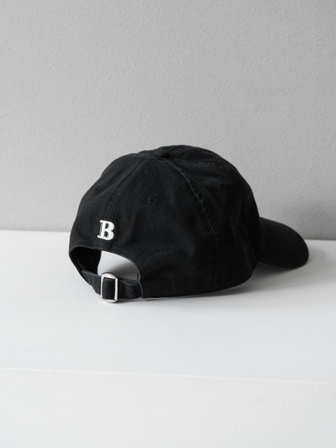 [予約]Bロゴ刺繍CAP/ブラック