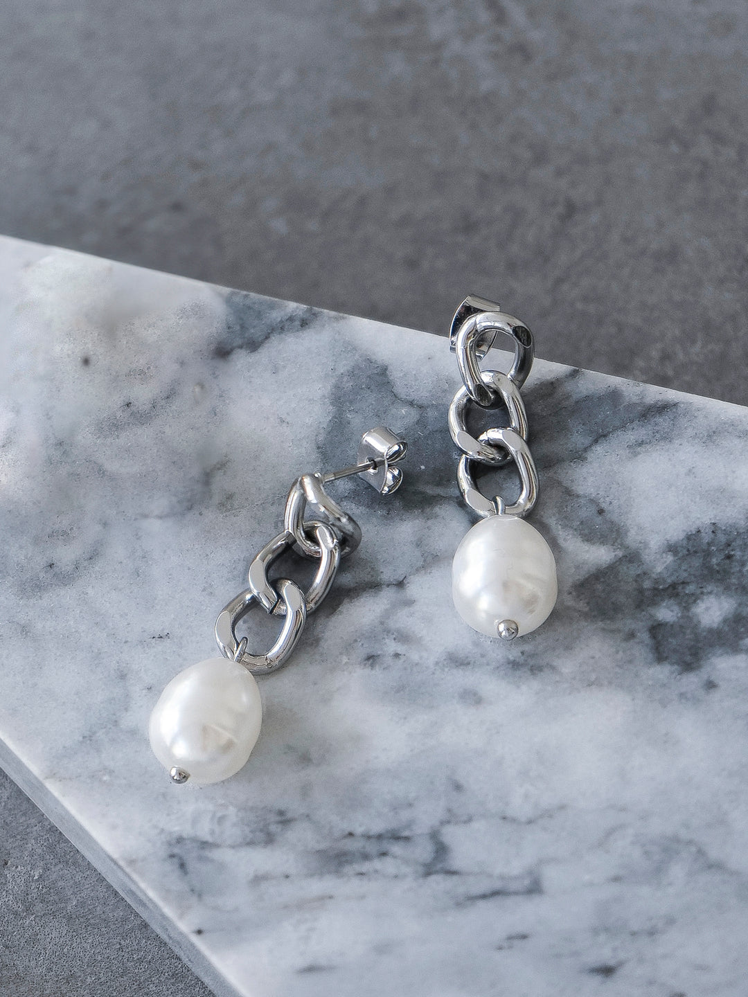 [予約]PEARL CHAIN PIERCE/シルバー
